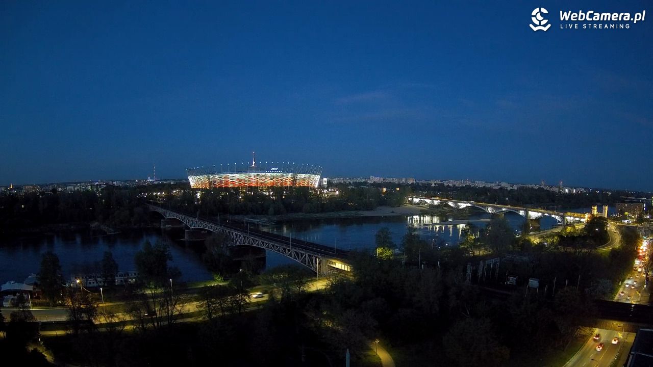 Warszawa - widok na Stadion Narodowy - 21 kwiecień 2026, 20:24