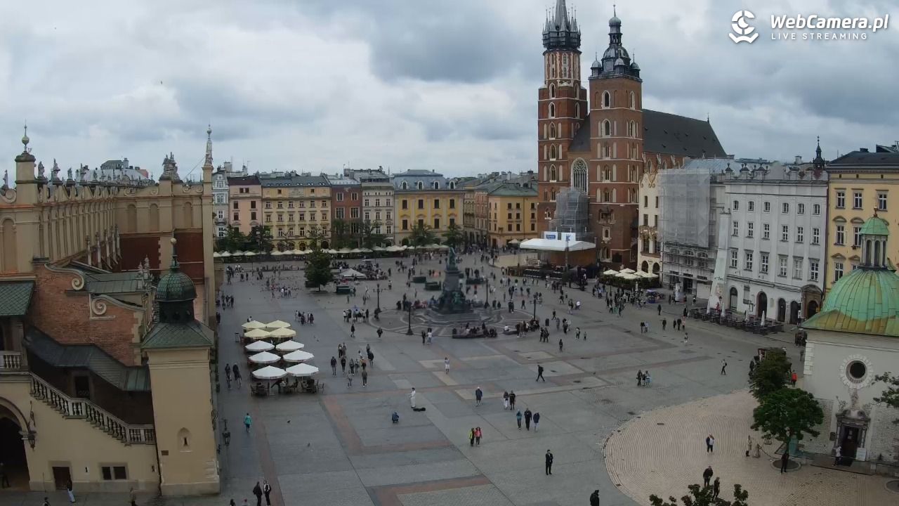 Kraków - widok na Rynek z hotelu - 04 czerwiec 2026, 11:21