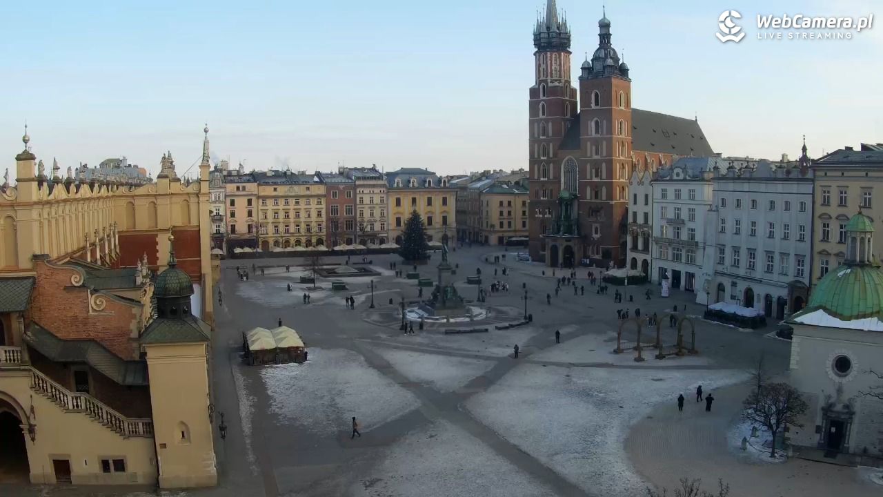 Kraków - widok na Rynek z hotelu - 18 styczeń 2026, 09:52