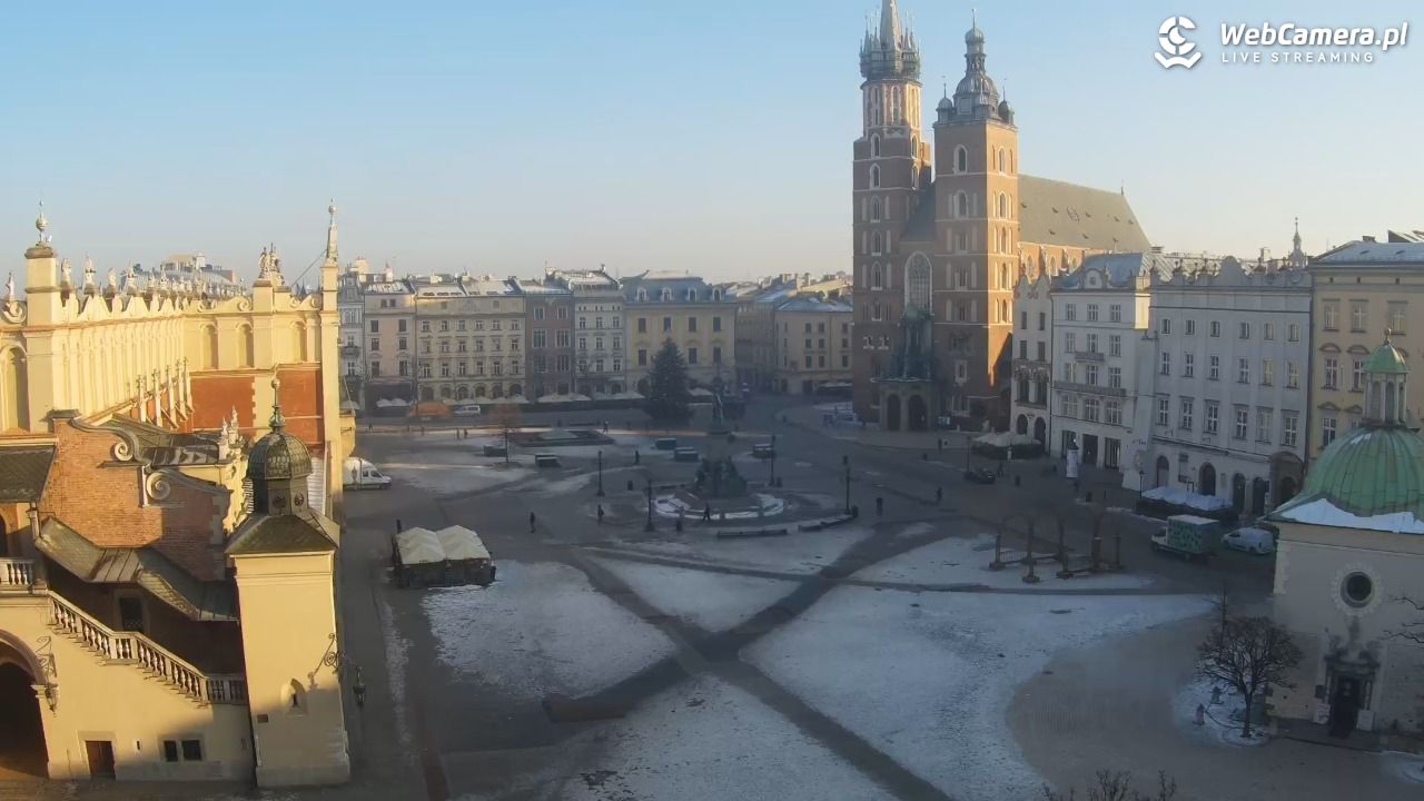 Kraków - widok na Rynek z hotelu - 21 styczeń 2026, 09:24