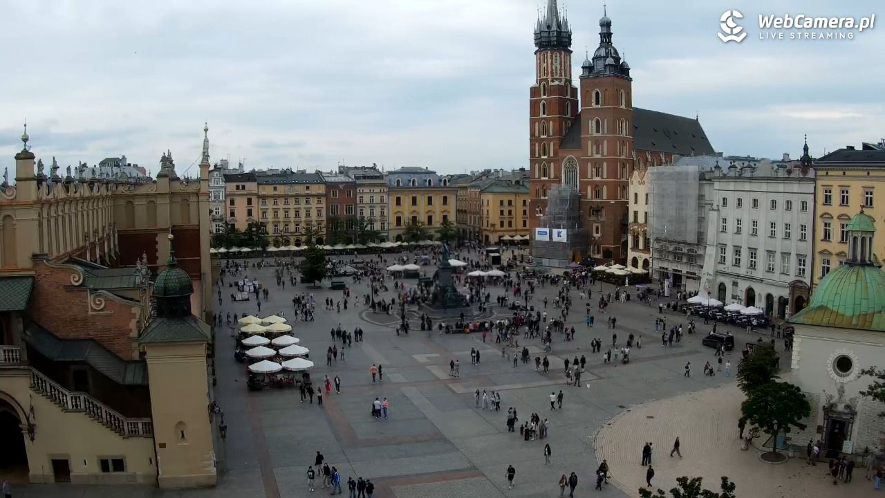 Kraków - widok na Rynek z hotelu - 04 czerwiec 2026, 16:52