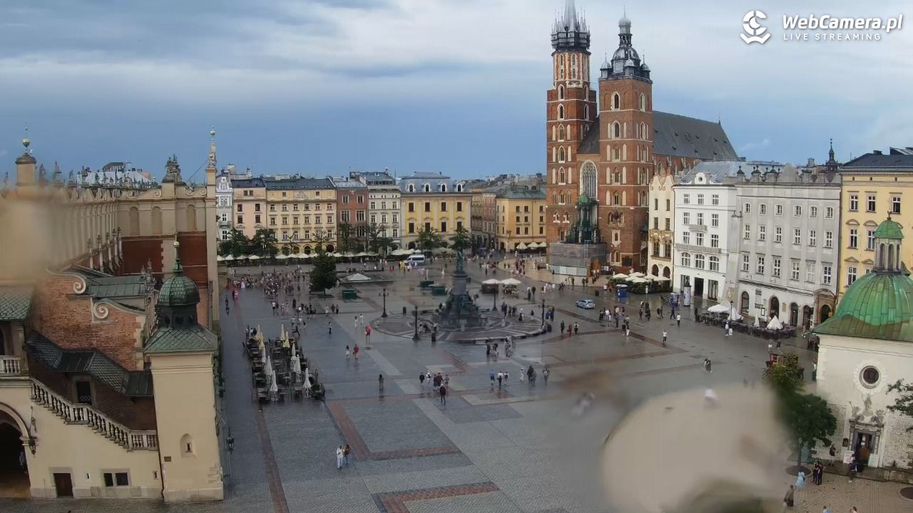 Kraków - widok na Rynek z hotelu - 19 lipiec 2026, 18:25