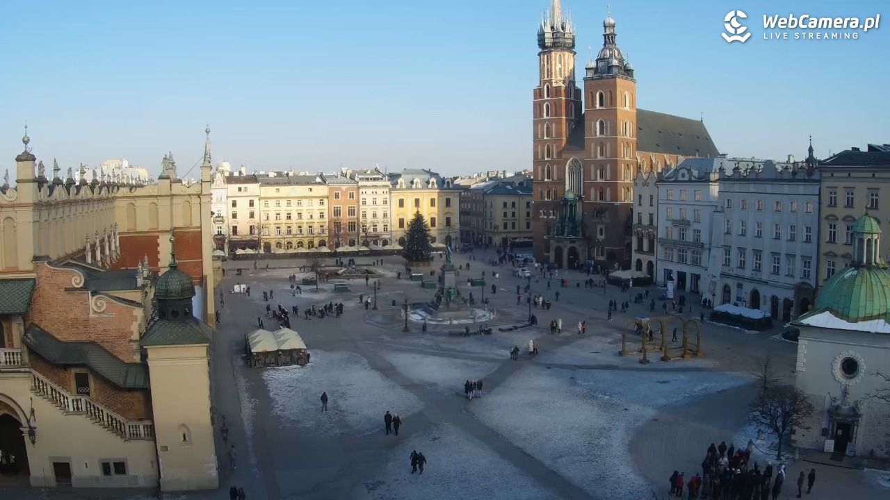 Kraków - widok na Rynek z hotelu - 18 styczeń 2026, 12:46
