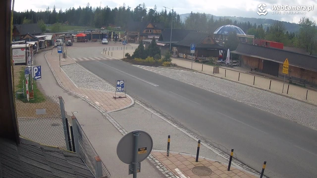 Zakopane - Kamera pod skocznią narciarską - 15 maj 2025, 16:36