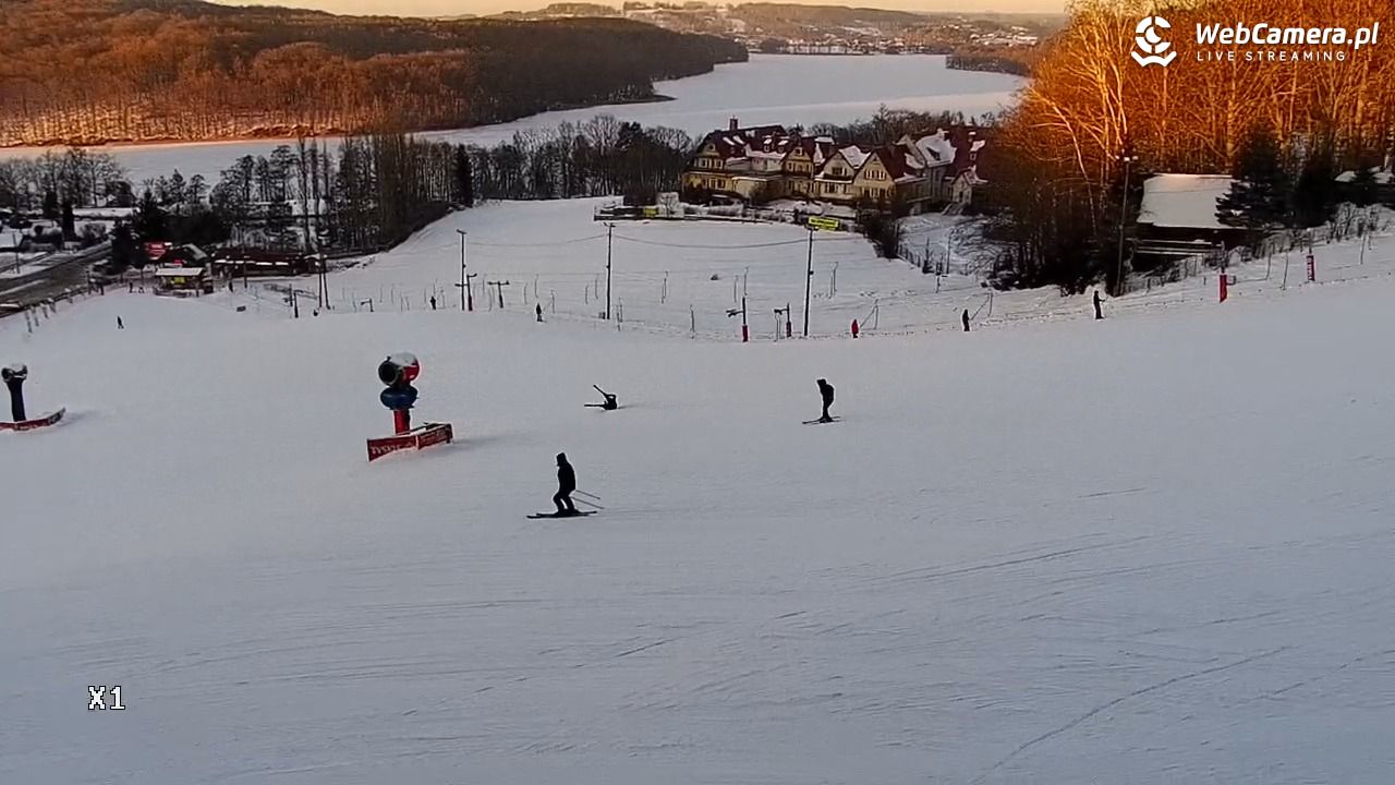 WIEŻYCA - ski Koszałkowo - 02 luty 2026, 15:59