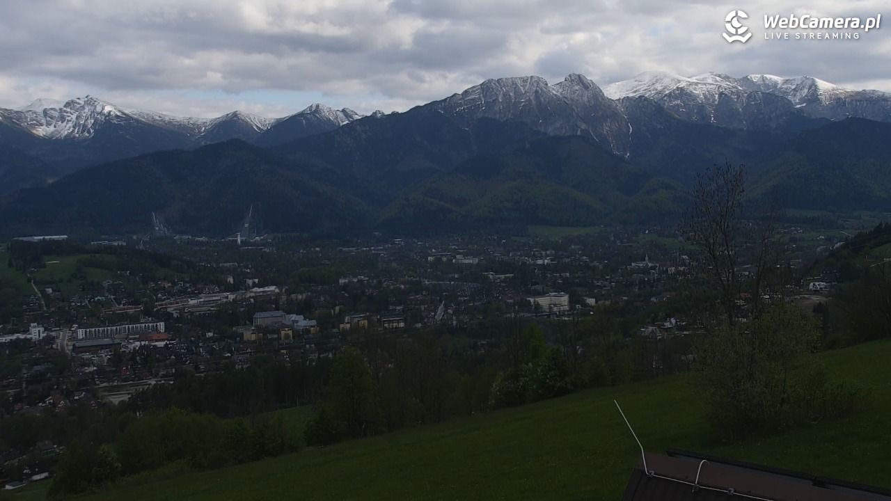 Widok na Tatry z Willi - 13 maj 2025, 17:38