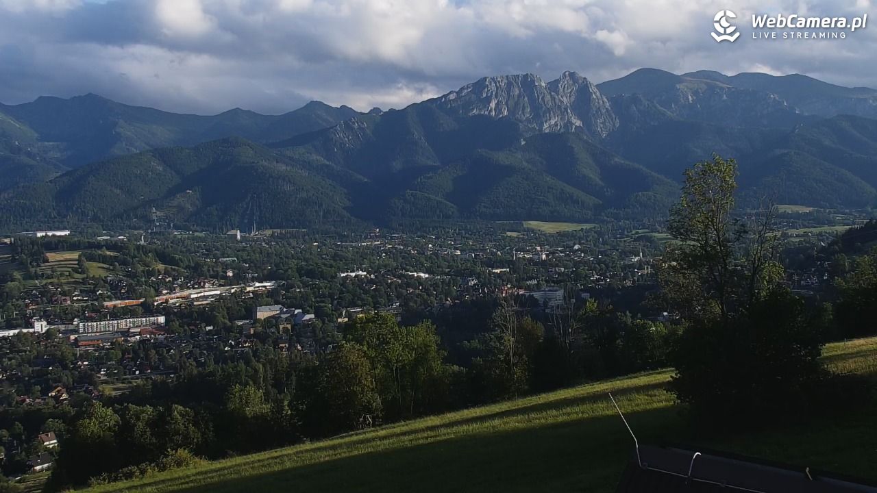 Widok na Tatry z Willi Piękne Widoki - 19 sierpień 2026, 18:31