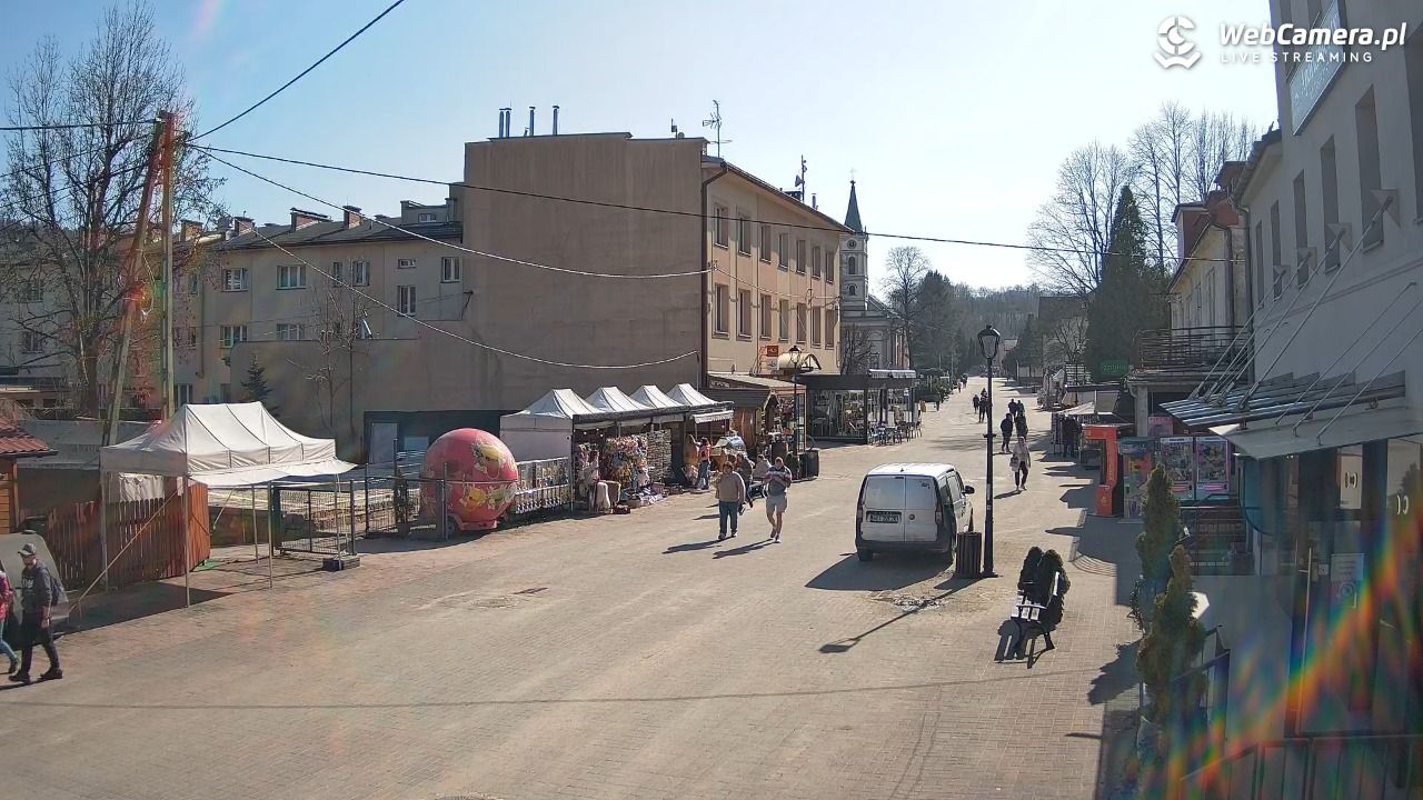 WISŁA - widok na deptak - 09 marzec 2026, 10:54