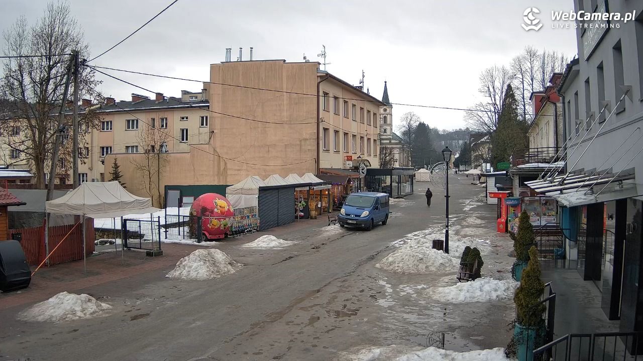 WISŁA - widok na deptak - 26 styczeń 2026, 08:49