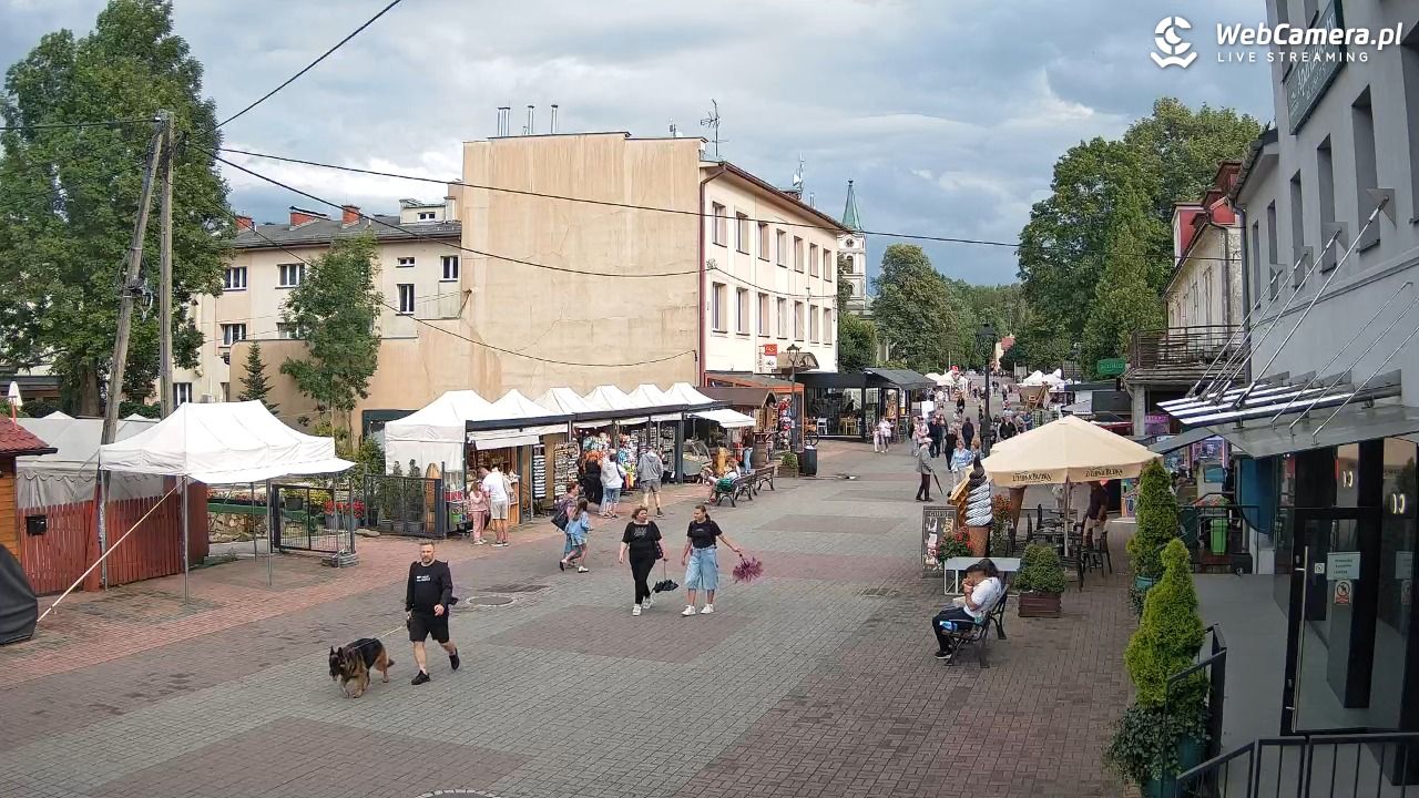 WISŁA - widok na deptak - 27 lipiec 2026, 16:58