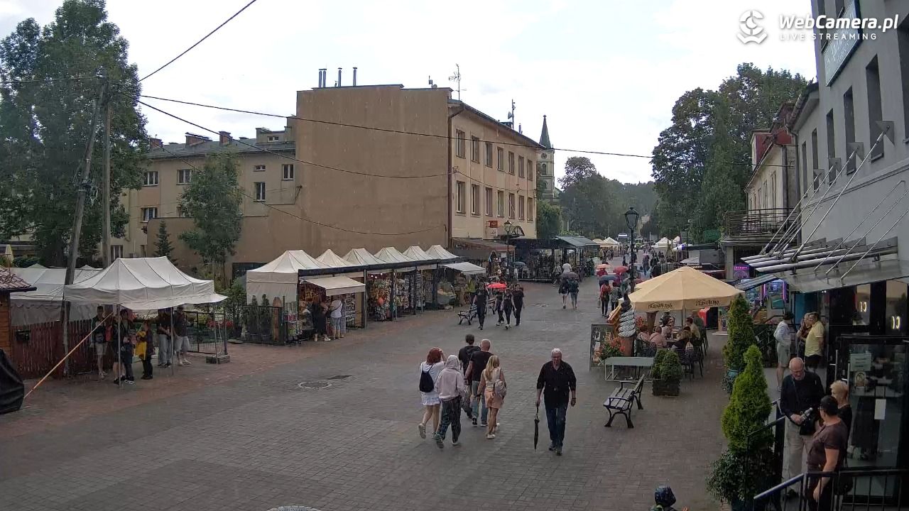 WISŁA - widok na deptak - 27 lipiec 2026, 14:32