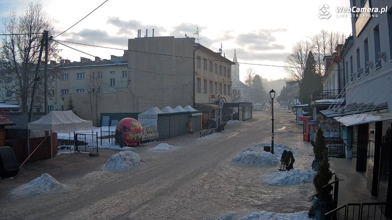 WISŁA - widok na deptak - 25 styczeń 2026, 08:26