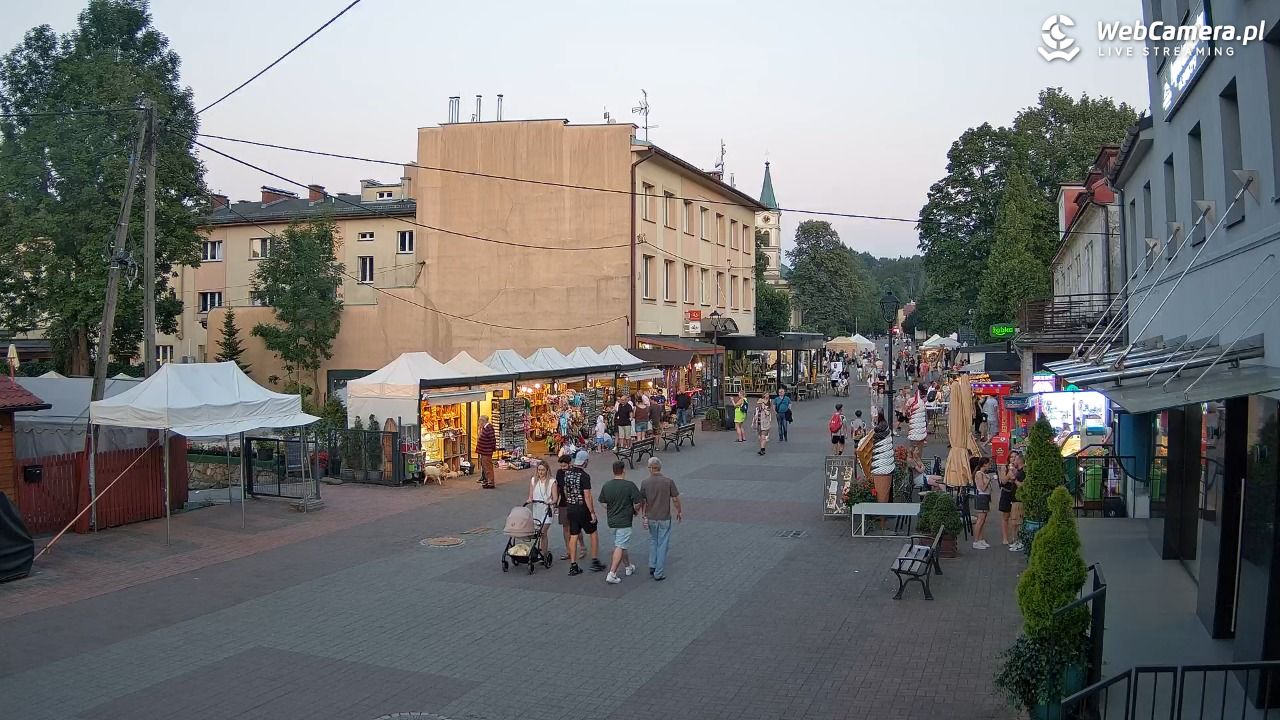WISŁA - widok na deptak - 29 lipiec 2026, 20:41