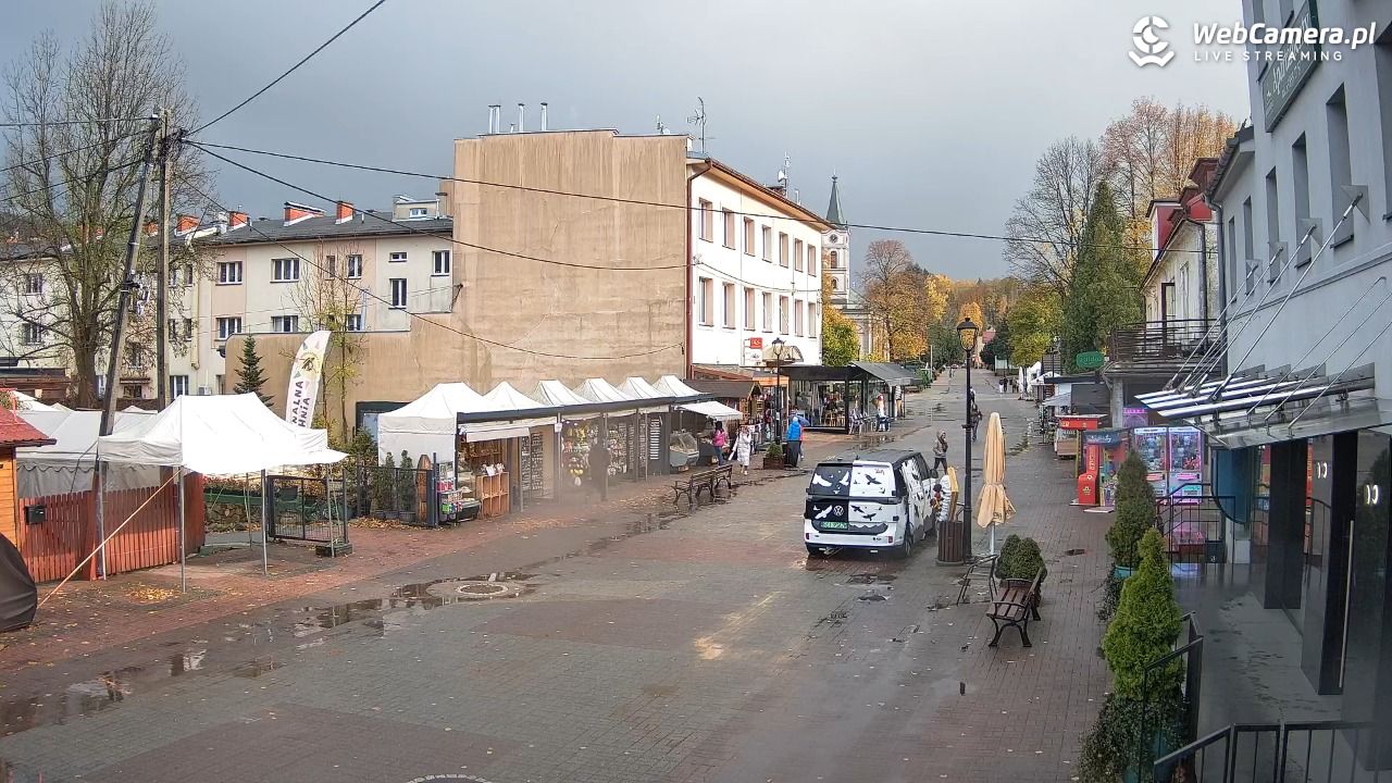 WISŁA - widok na deptak - 28 październik 2026, 19:56