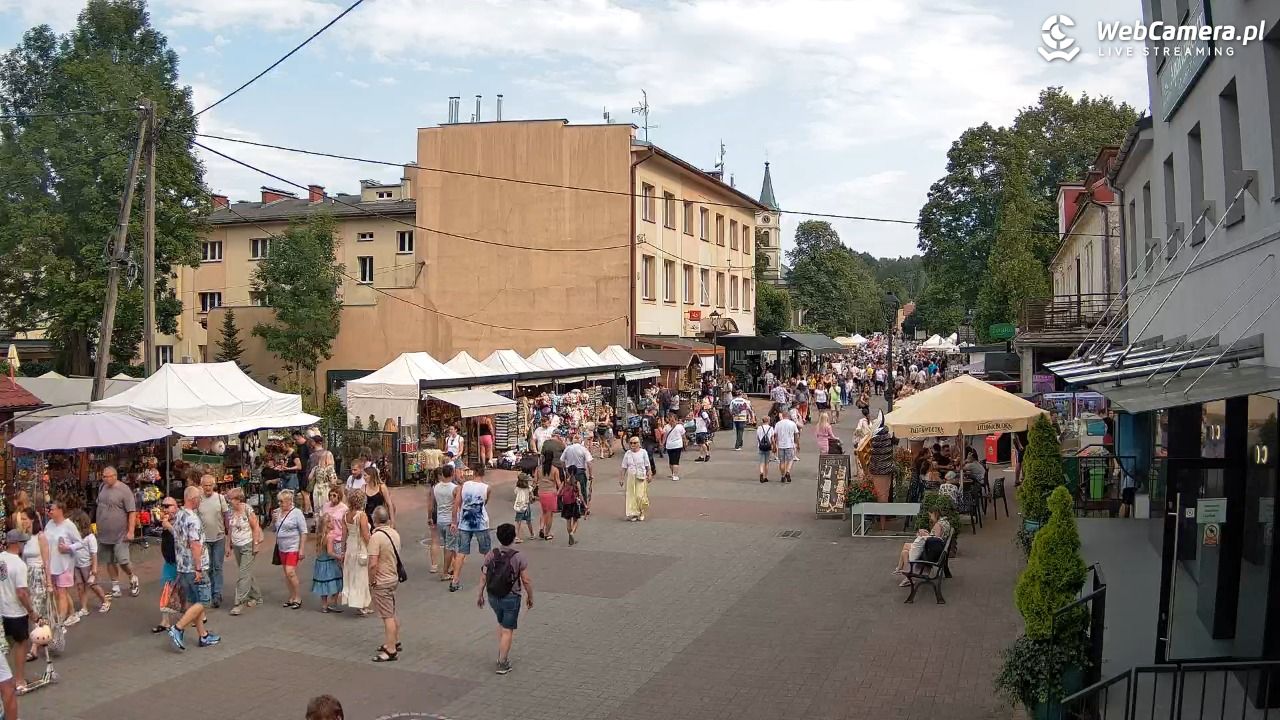 WISŁA - widok na deptak - 26 lipiec 2026, 16:27