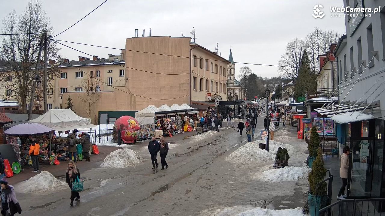 WISŁA - widok na deptak - 25 styczeń 2026, 12:46