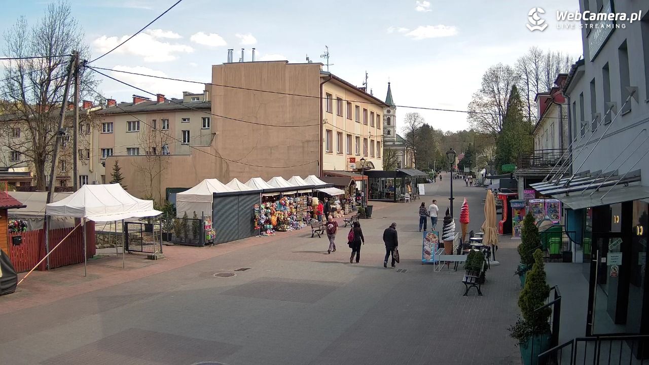 WISŁA - widok na deptak - 28 kwiecień 2026, 15:10