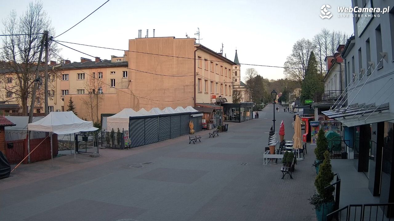 WISŁA - widok na deptak - 26 kwiecień 2026, 19:40