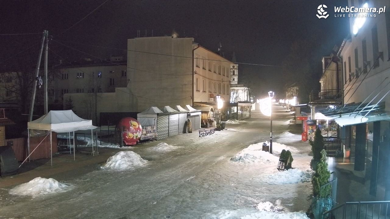 WISŁA - widok na deptak - 26 styczeń 2026, 01:56