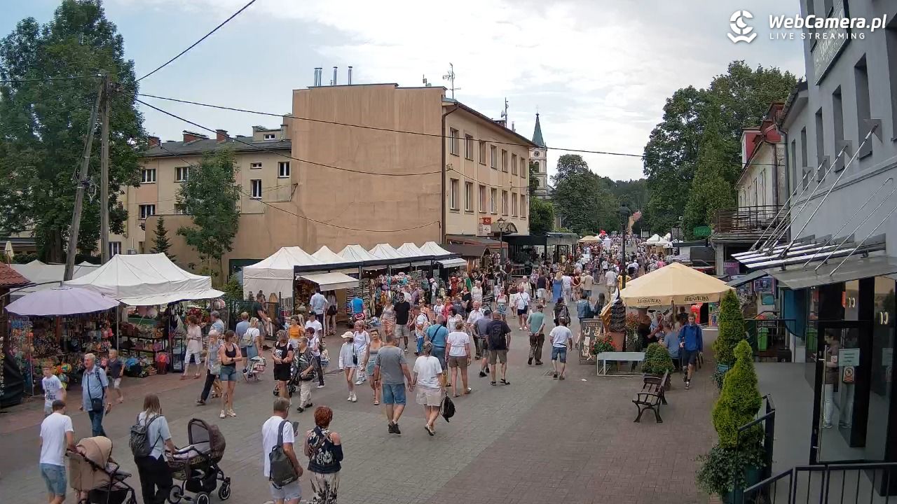 WISŁA - widok na deptak - 26 lipiec 2026, 12:39