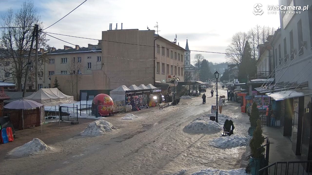 WISŁA - widok na deptak - 25 styczeń 2026, 10:14