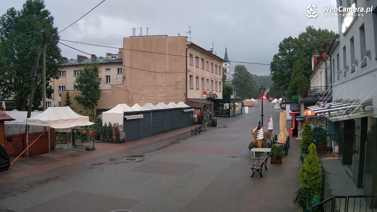 WISŁA - widok na deptak - 28 lipiec 2026, 04:59