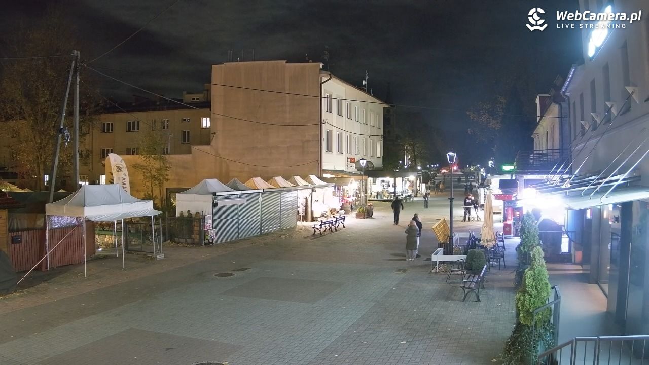 WISŁA - widok na deptak - 28 październik 2026, 19:56