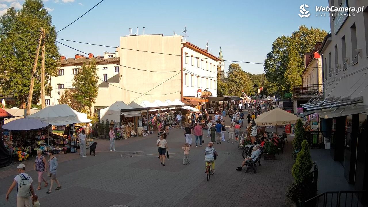 WISŁA - widok na deptak - 28 lipiec 2026, 18:06