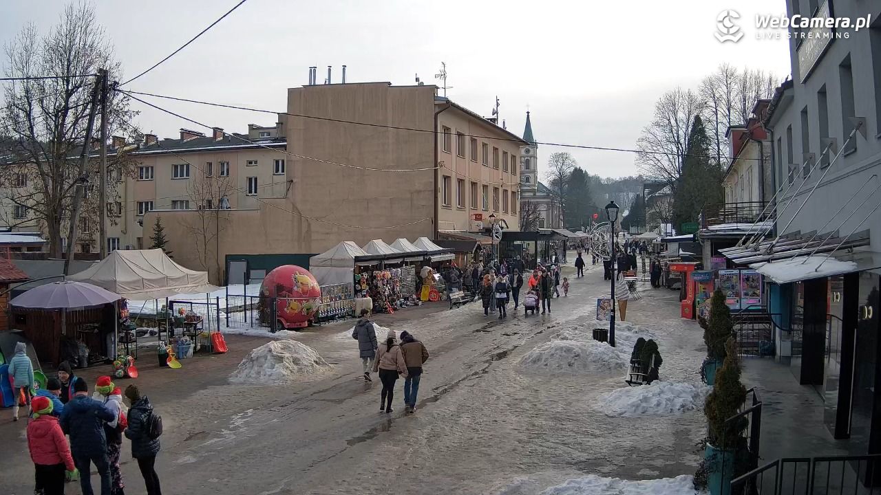 WISŁA - widok na deptak - 25 styczeń 2026, 10:58