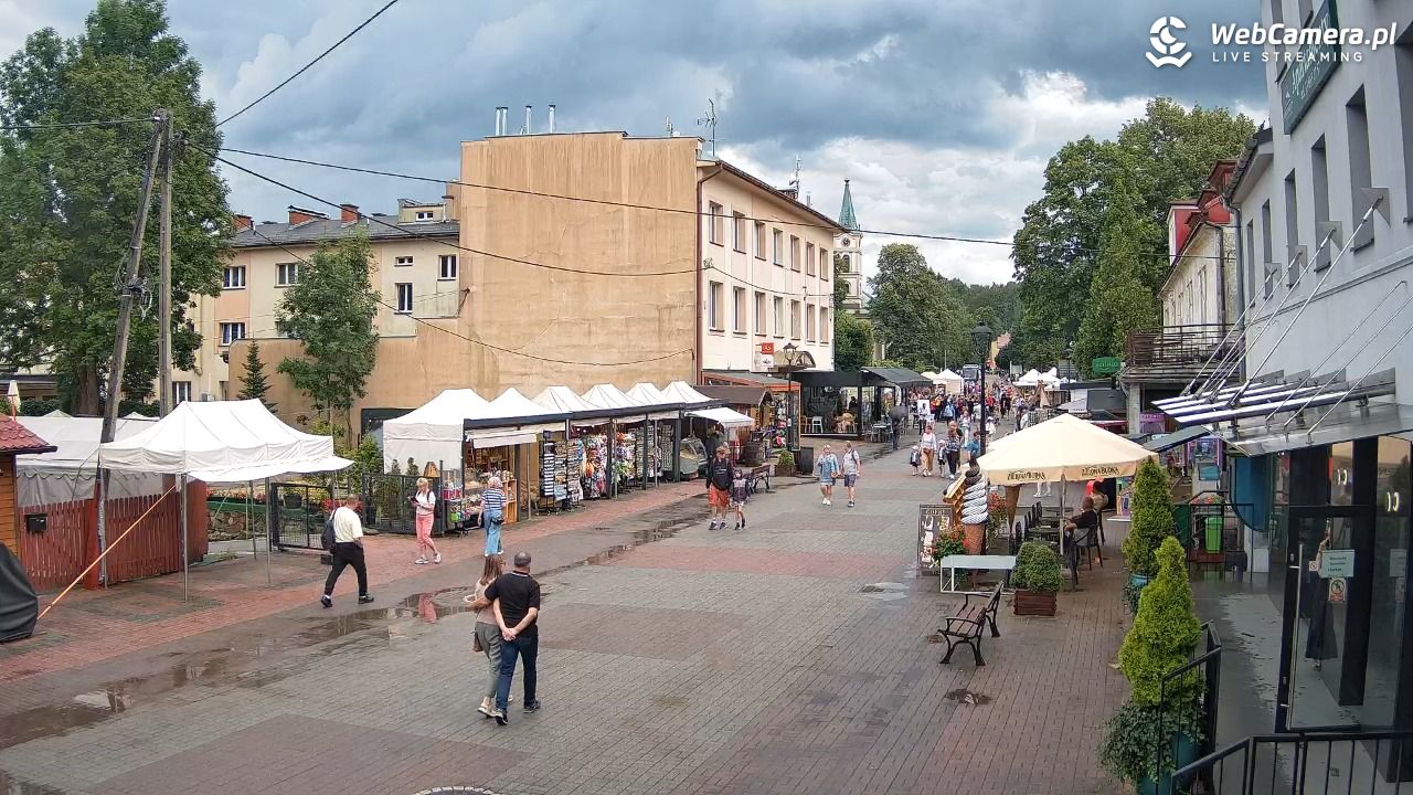 WISŁA - widok na deptak - 27 lipiec 2026, 14:56