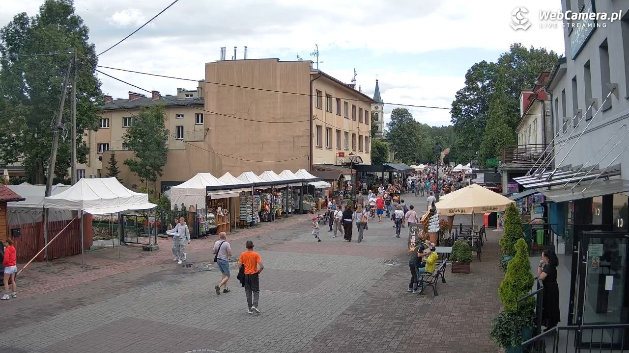 WISŁA - widok na deptak - 27 lipiec 2026, 15:54