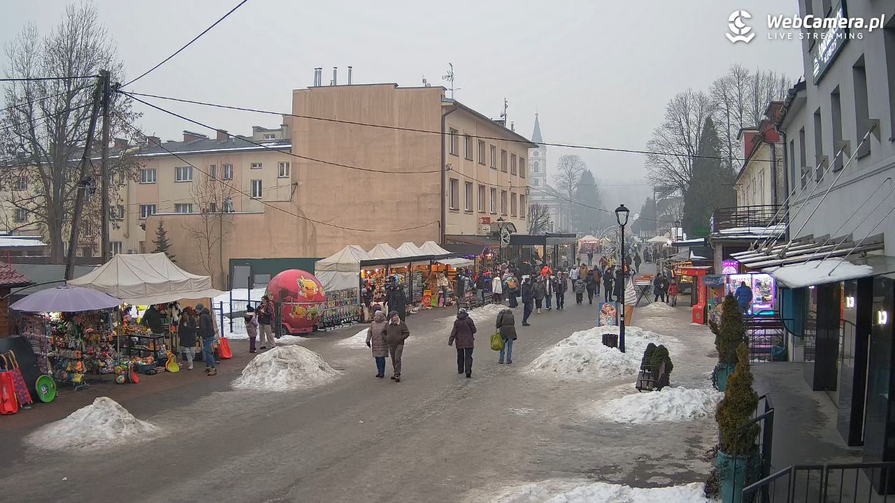 WISŁA - widok na deptak - 24 styczeń 2026, 15:51