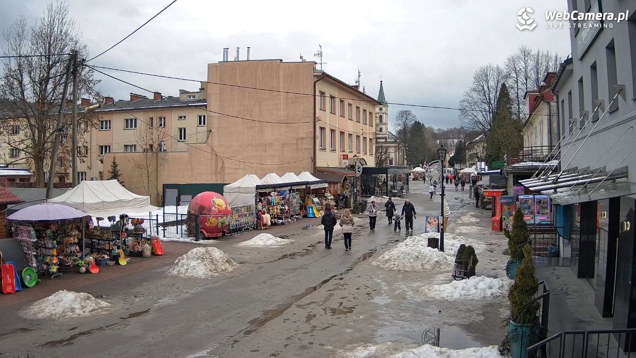 WISŁA - widok na deptak - 26 styczeń 2026, 12:46