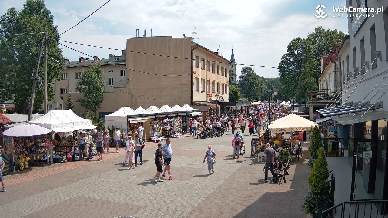 WISŁA - widok na deptak - 26 lipiec 2026, 13:10