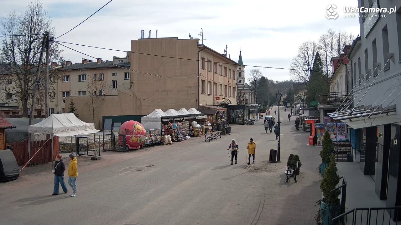 WISŁA - widok na deptak - 10 marzec 2026, 11:18