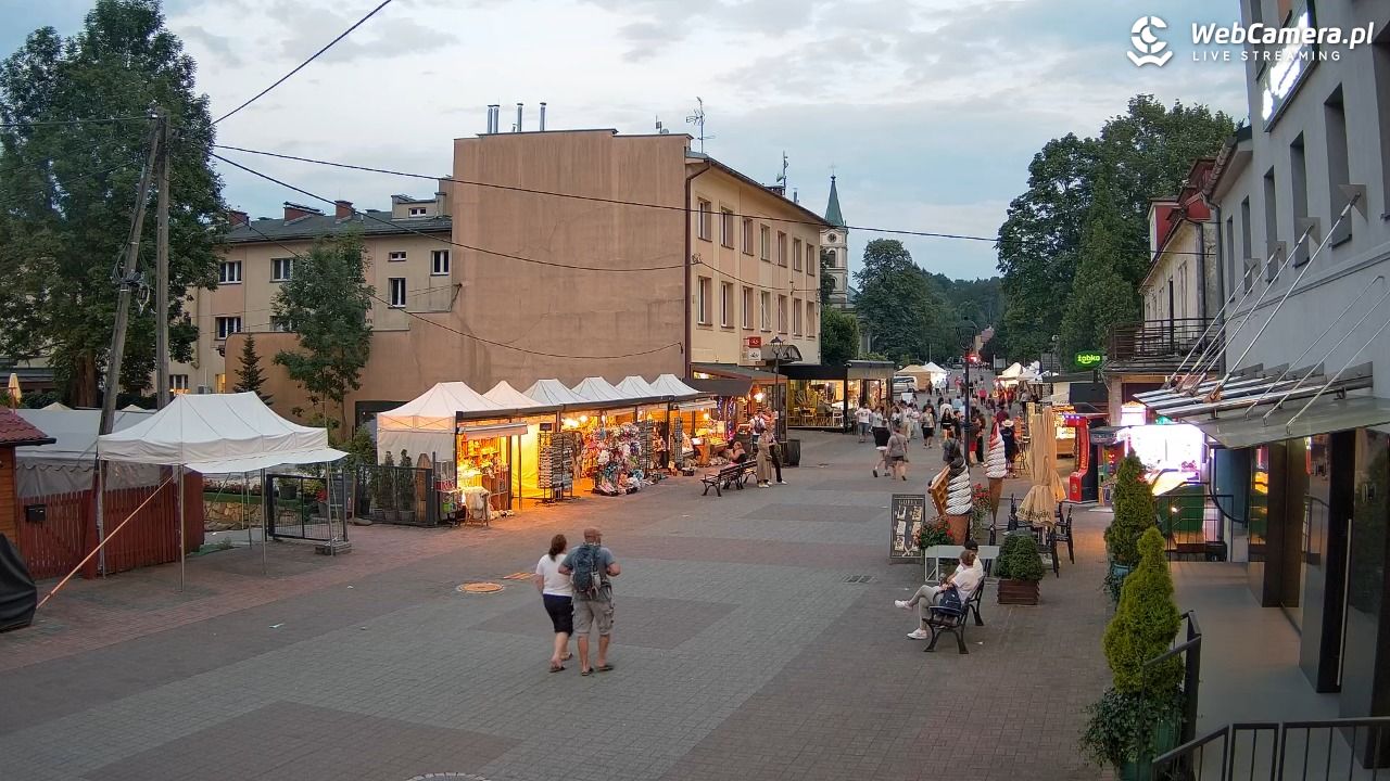 WISŁA - widok na deptak - 26 lipiec 2026, 20:46
