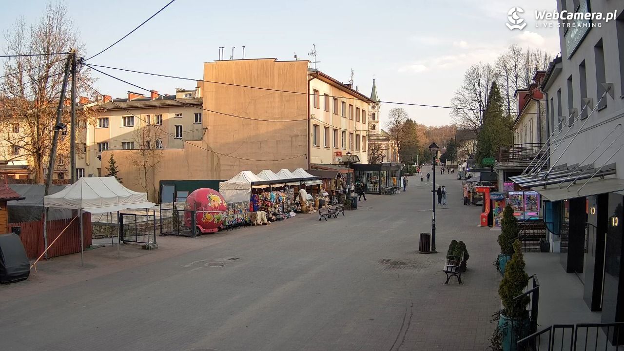 WISŁA - widok na deptak - 10 marzec 2026, 16:06