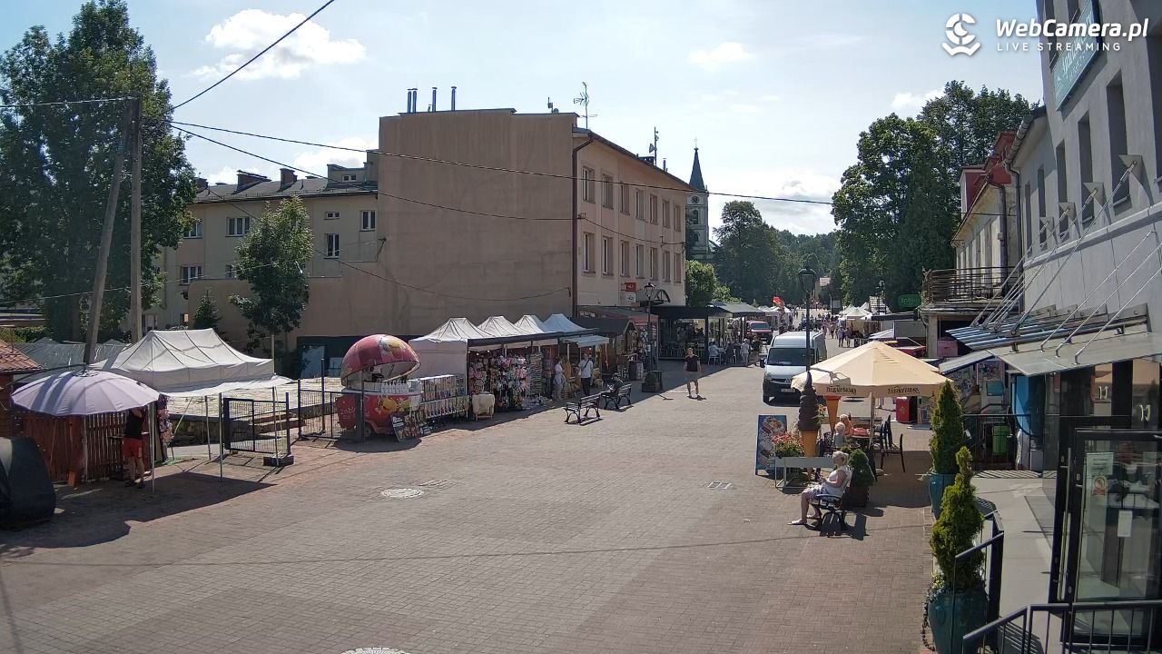 WISŁA - widok na deptak - 01 sierpień 2025, 10:25