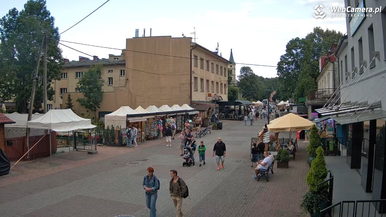 WISŁA - widok na deptak - 27 lipiec 2026, 18:37