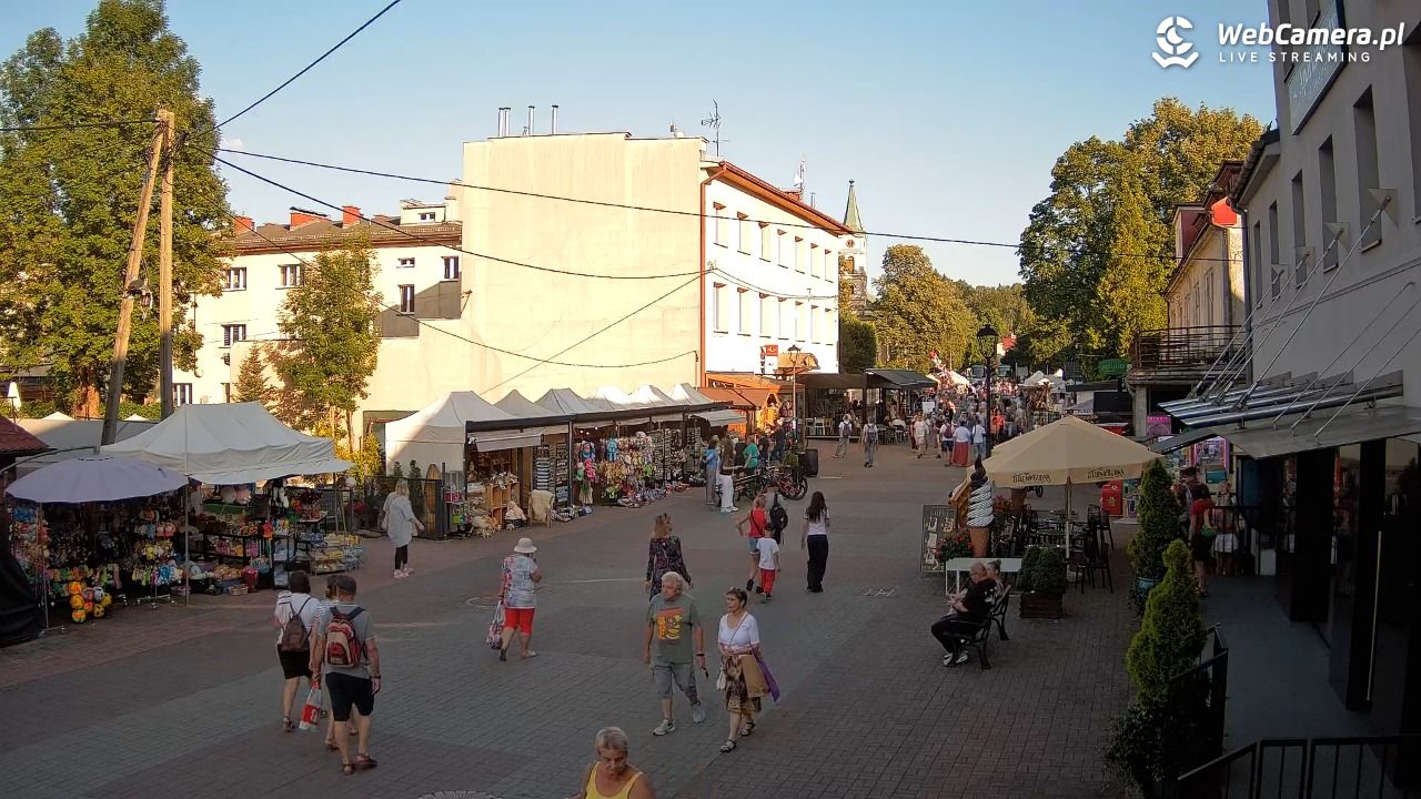 WISŁA - widok na deptak - 28 lipiec 2026, 18:27