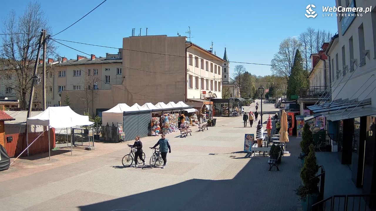 WISŁA - widok na deptak - 27 kwiecień 2026, 13:57