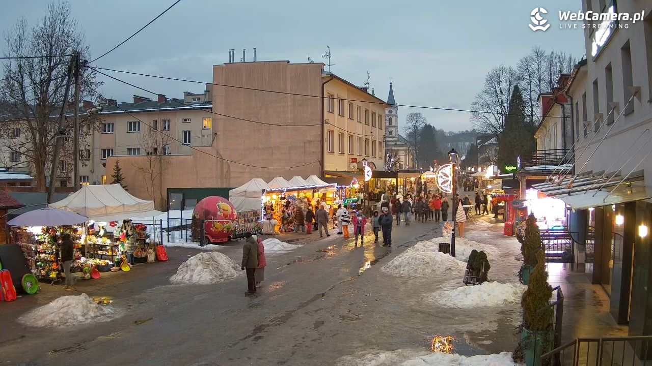 WISŁA - widok na deptak - 25 styczeń 2026, 16:41