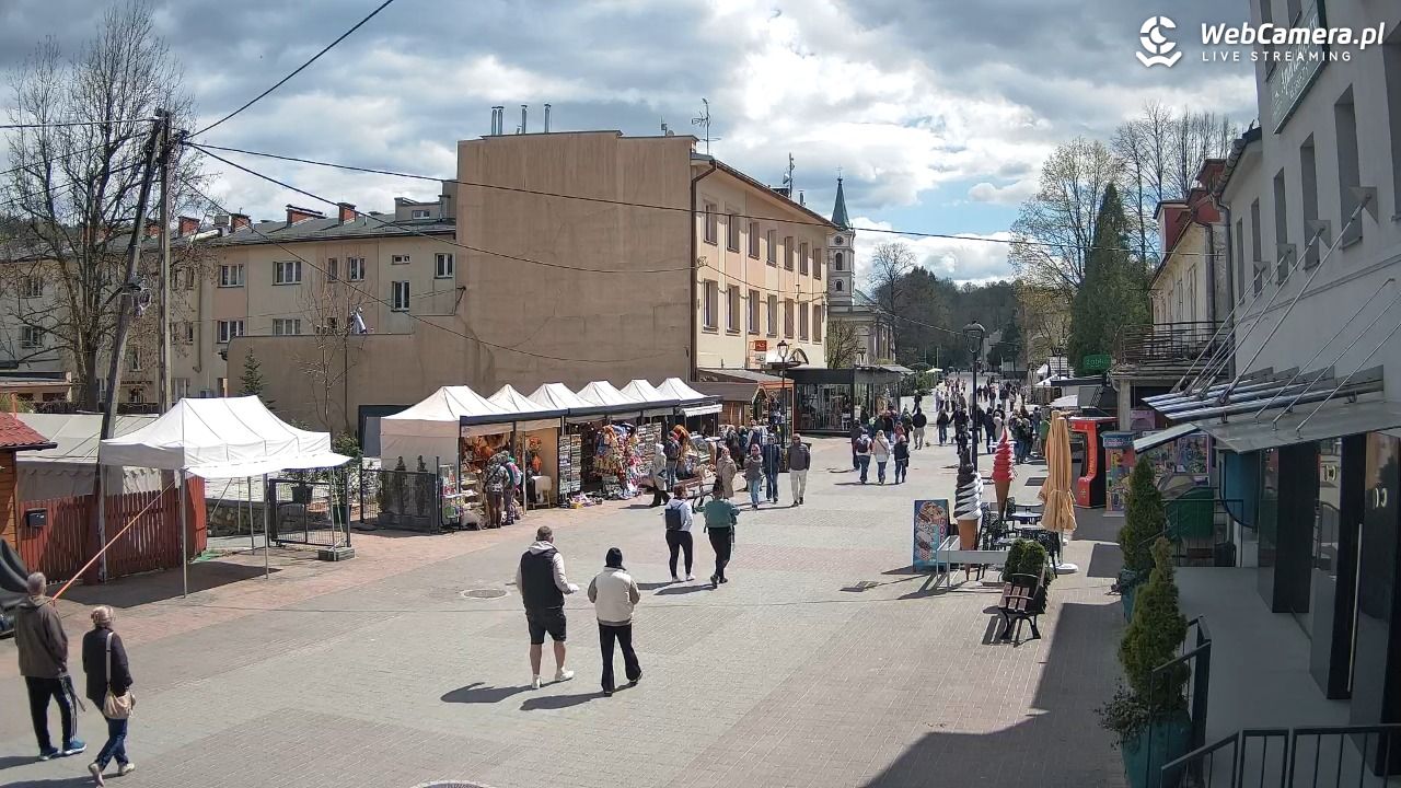 WISŁA - widok na deptak - 26 kwiecień 2026, 12:47