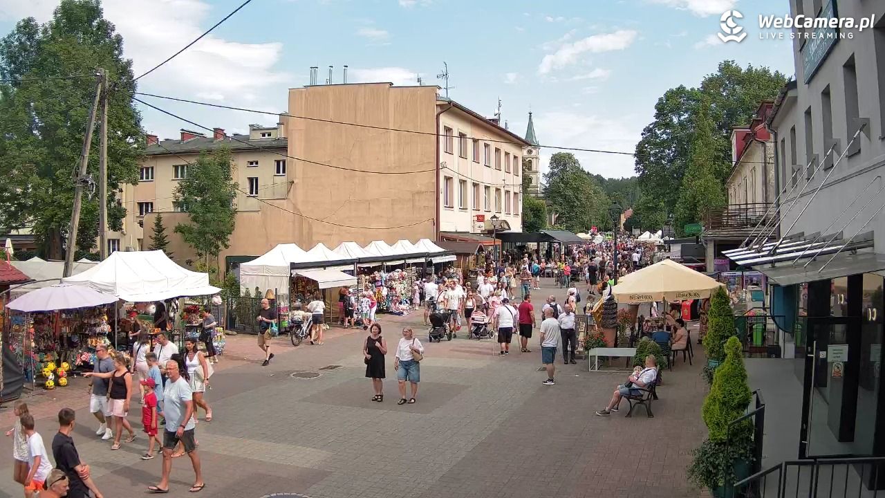 WISŁA - widok na deptak - 26 lipiec 2026, 16:02
