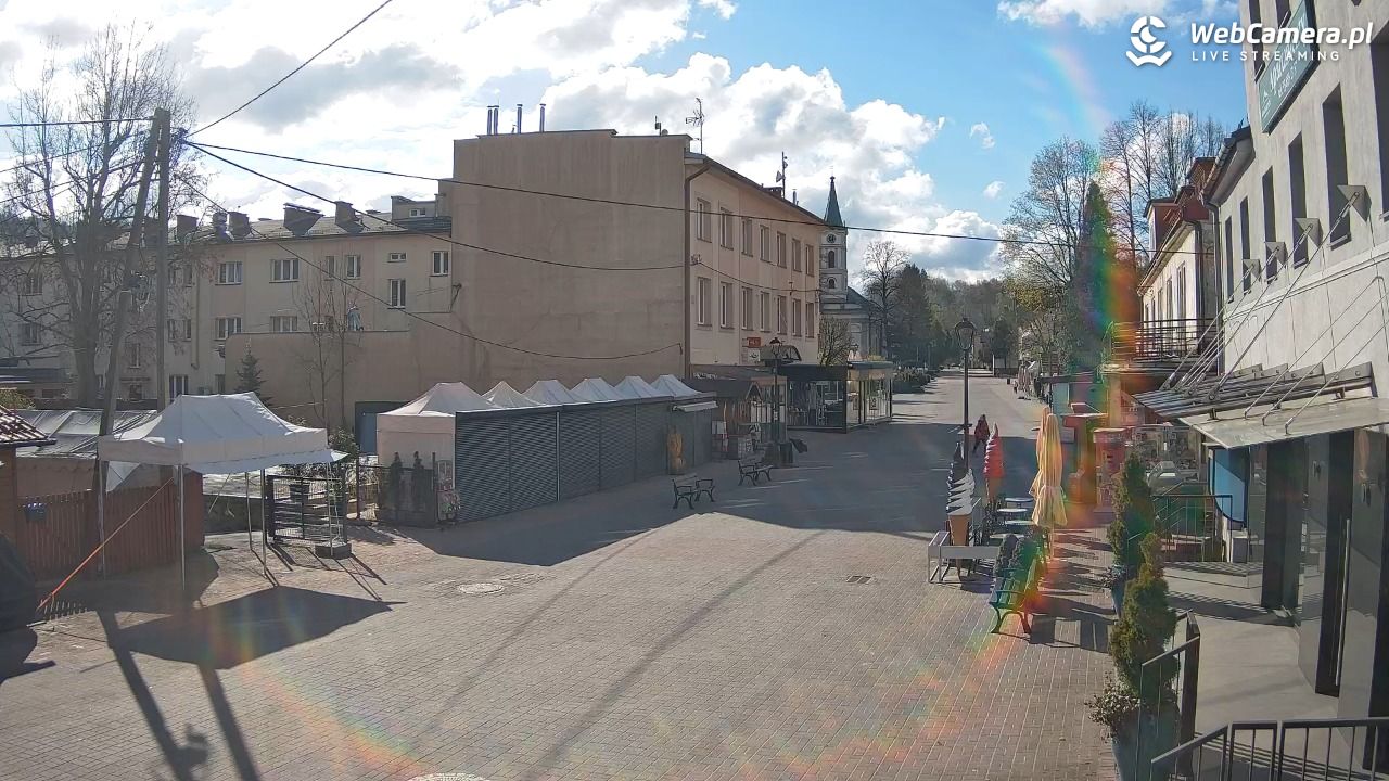 WISŁA - widok na deptak - 26 kwiecień 2026, 08:28