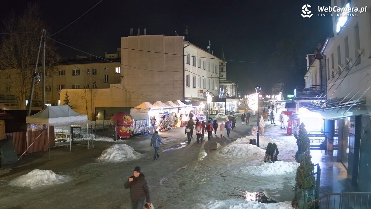 WISŁA - widok na deptak - 25 styczeń 2026, 18:57