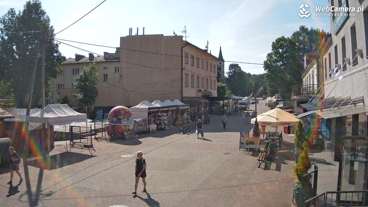 WISŁA - widok na deptak - 01 sierpień 2025, 09:18