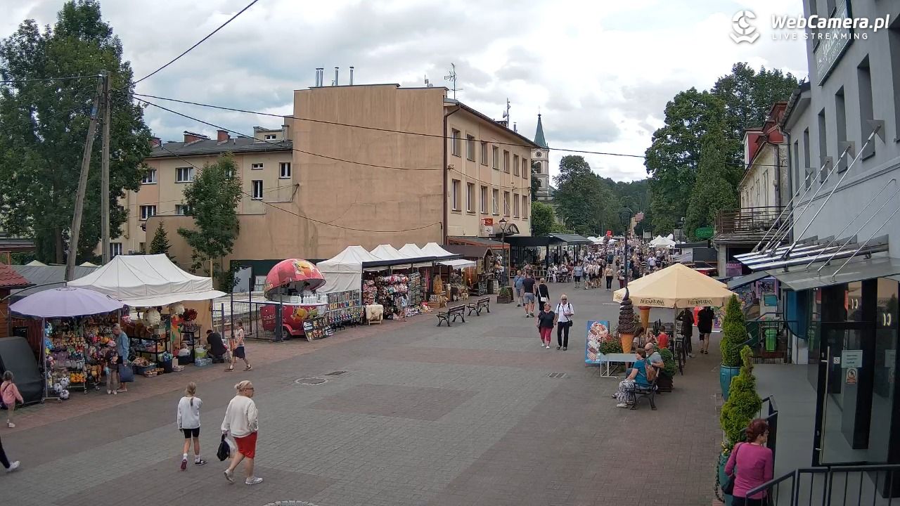 WISŁA - widok na deptak - 01 sierpień 2025, 13:16