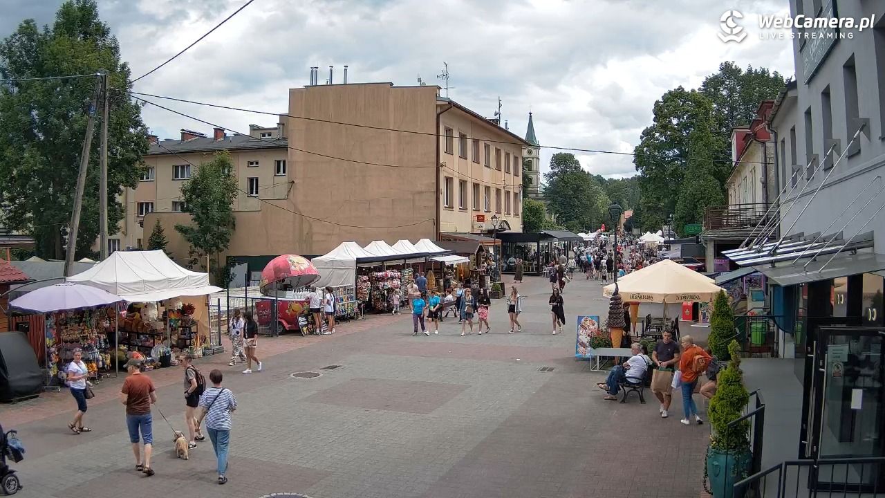 WISŁA - widok na deptak - 01 sierpień 2025, 14:07