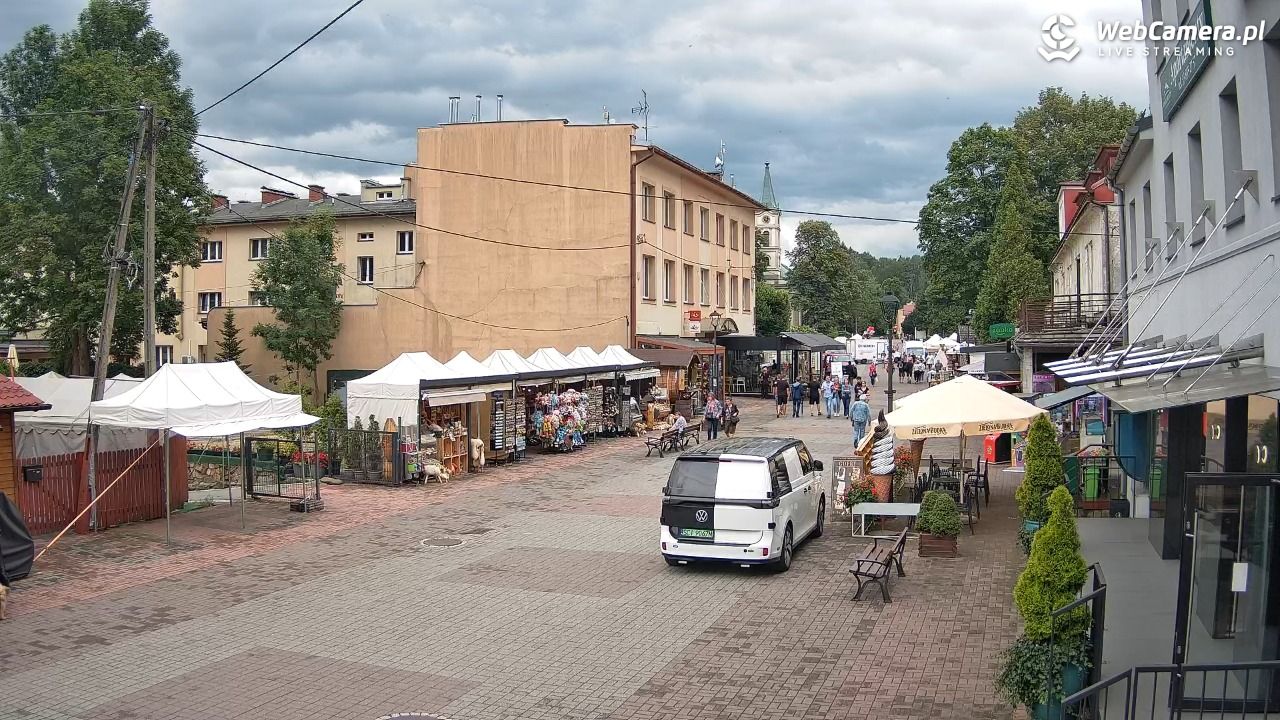 WISŁA - widok na deptak - 27 lipiec 2026, 10:01